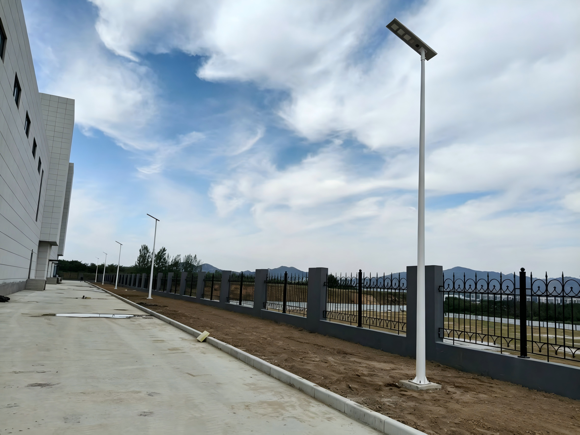 All-in-one solar street light product